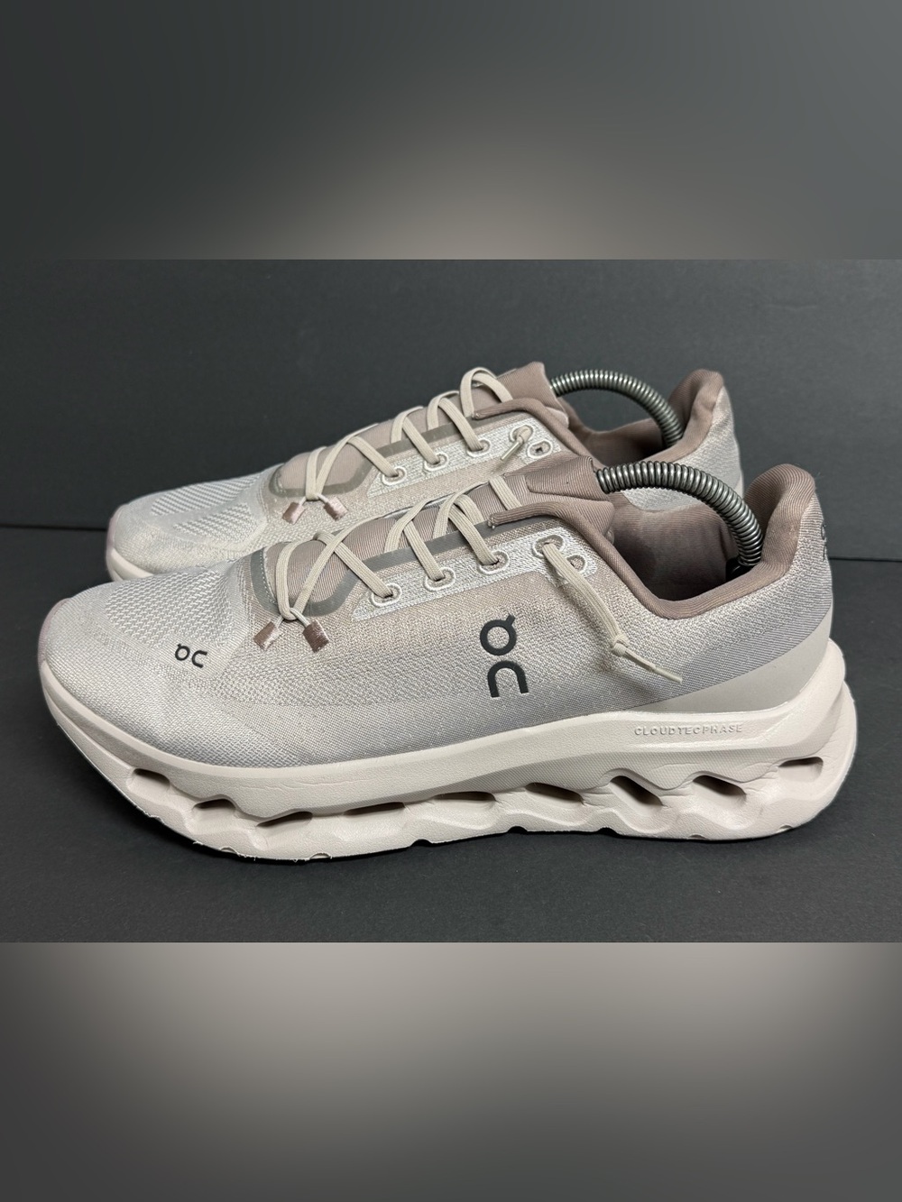 On Running Cloudtilt Cinder Ash Men Size 11 - 3ME10101910 WORN TWICE
